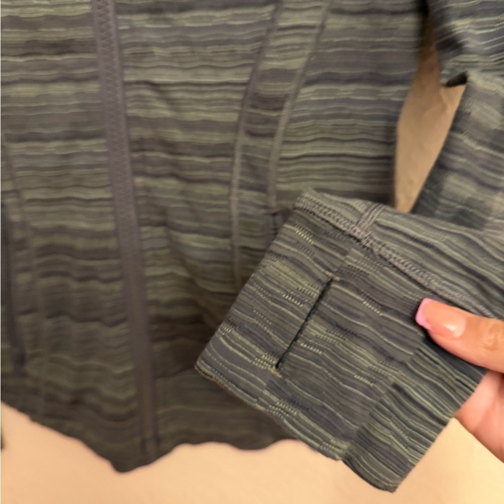 Lululemon Define Jacket - Picture 3 of 10